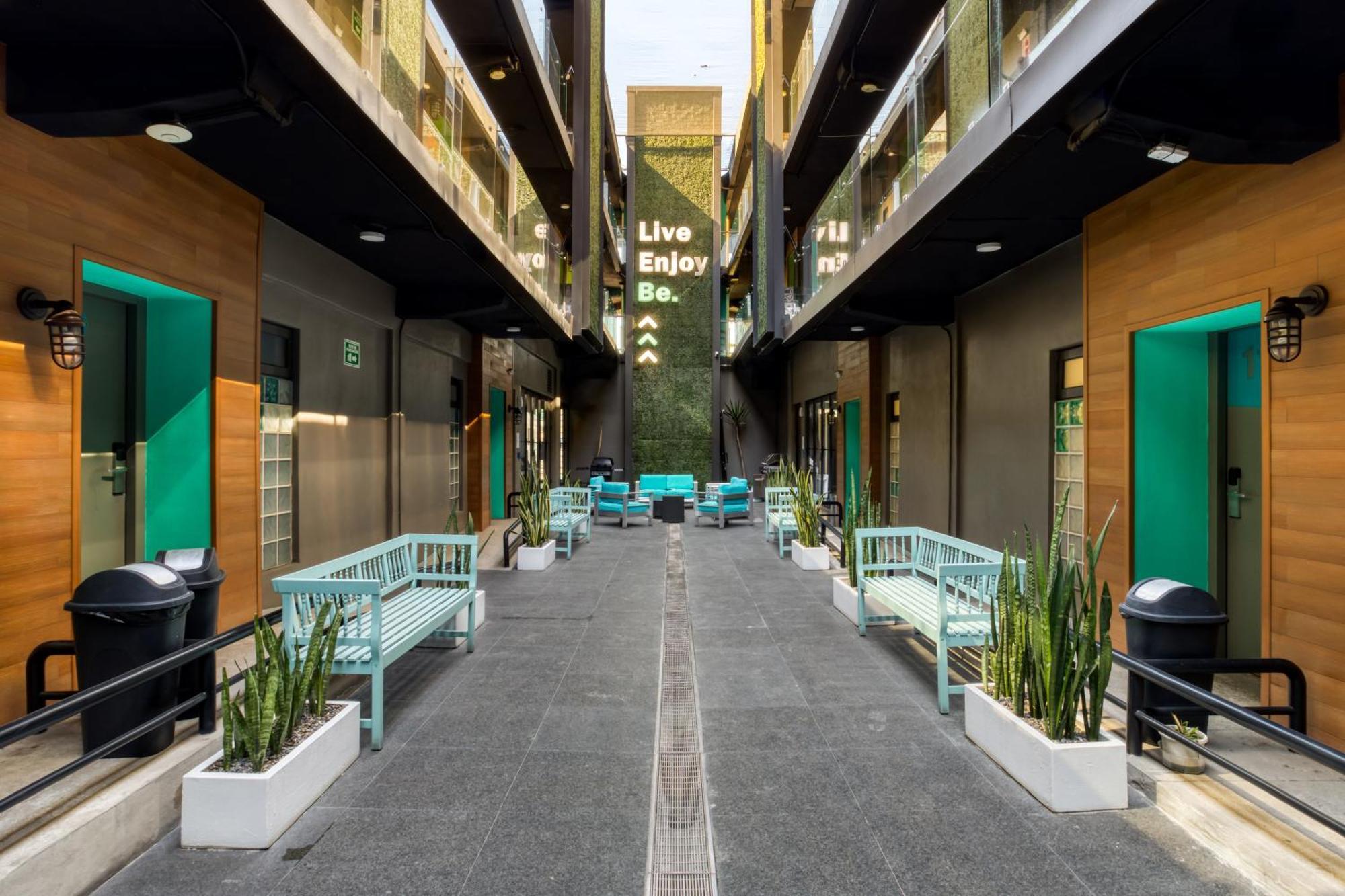 Aparthotel Eazy Centro By Uliv